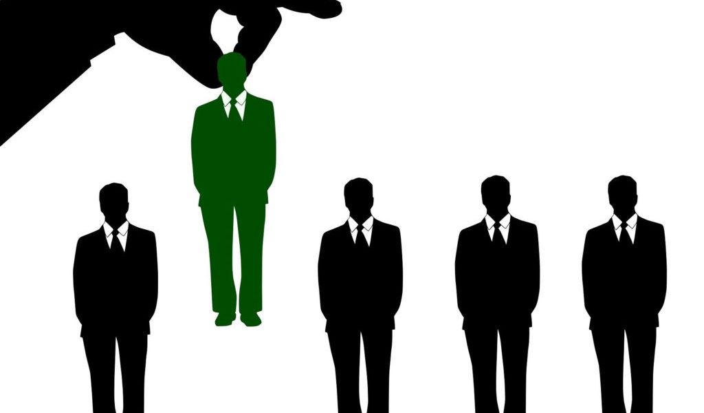 Recruitment of a CEO for an SME